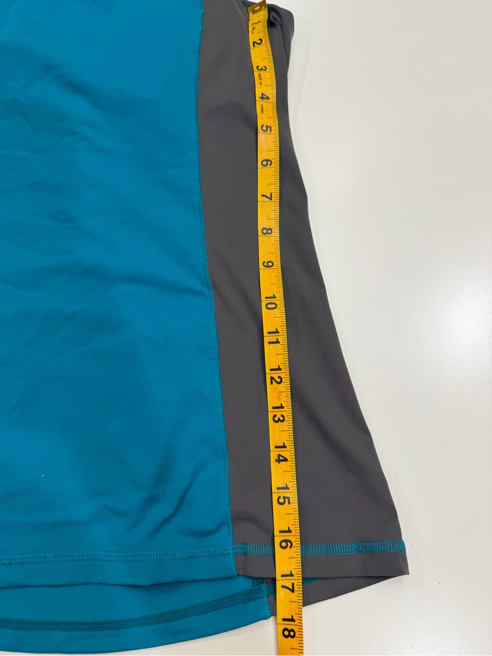 ALO Yoga Teal and Gray Colorblock Performance Tank - Picture 2 of 5